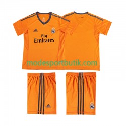 Real Madrid Matchtröja 2013 2014 Retro Tredje Kortärmad ,Fotbollsställ Barn Real Madrid Matchtröja 2013 2014 Retro Tredje Kortärmad ,Fotbollsställ Barn