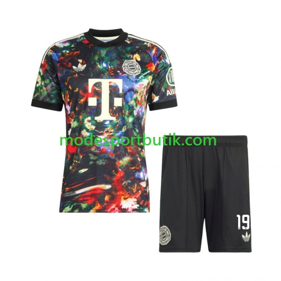 FC Bayern München Matchtröja Alphonso Davies 19 Oktoberfest Hemma 2026-2027 Kortärmad ,Fotbollsställ Barn