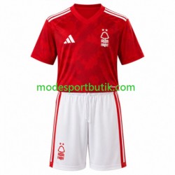 Nottingham Forest Matchtröja Hemma 2026-2027 Kortärmad ,Fotbollsställ Barn Nottingham Forest Matchtröja Hemma 2026-2027 Kortärmad ,Fotbollsställ Barn