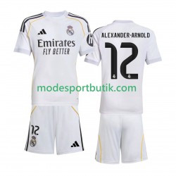 Real Madrid Matchtröja Alexander-Arnold 12 Hemma 2025-2026 Kortärmad ,Fotbollsställ Barn Real Madrid Matchtröja Alexander-Arnold 12 Hemma 2025-2026 Kortärmad ,Fotbollsställ Barn