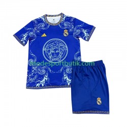 Real Madrid Matchtröja Versace Edition Blå Hemma 2024-2025 Kortärmad ,Fotbollsställ Barn