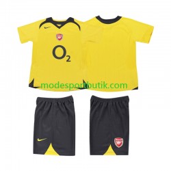 Arsenal Matchtröja 2005 Retro Borta 2006 Kortärmad ,Fotbollsställ Barn Arsenal Matchtröja 2005 Retro Borta 2006 Kortärmad ,Fotbollsställ Barn