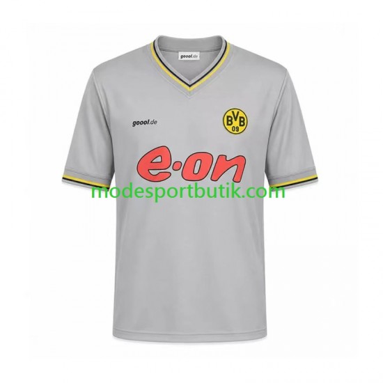 Borussia Dortmund Matchtröja Retro Borta 2002 Kortärmad ,Herr
