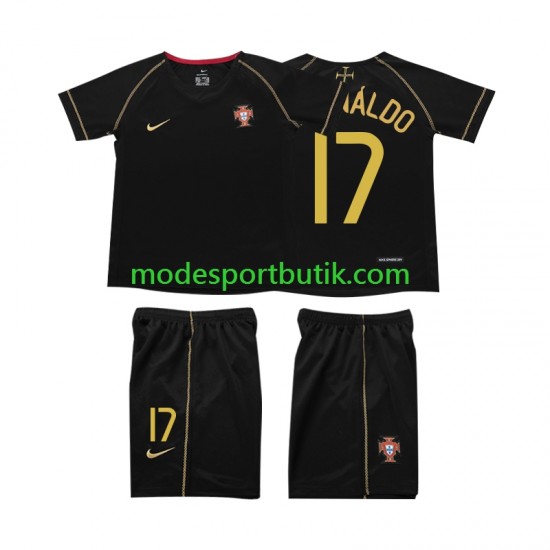 Portugal Matchtröja Cristiano Ronaldo 17 Retro Borta 2006 Kortärmad ,Fotbollsställ Barn